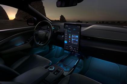 Η Ford Mustang Mach-E σε νέα χαμηλότερη τιμή και με πολλά προνόμια